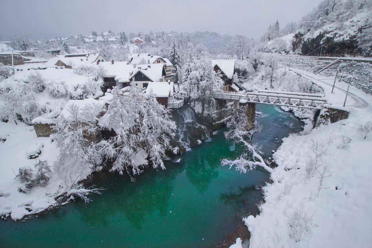 Kuca Za Odmor Slunjcica Villa ภายนอก รูปภาพ