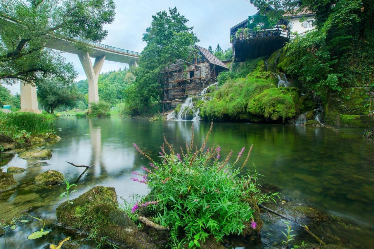 Kuca Za Odmor Slunjcica Villa ภายนอก รูปภาพ